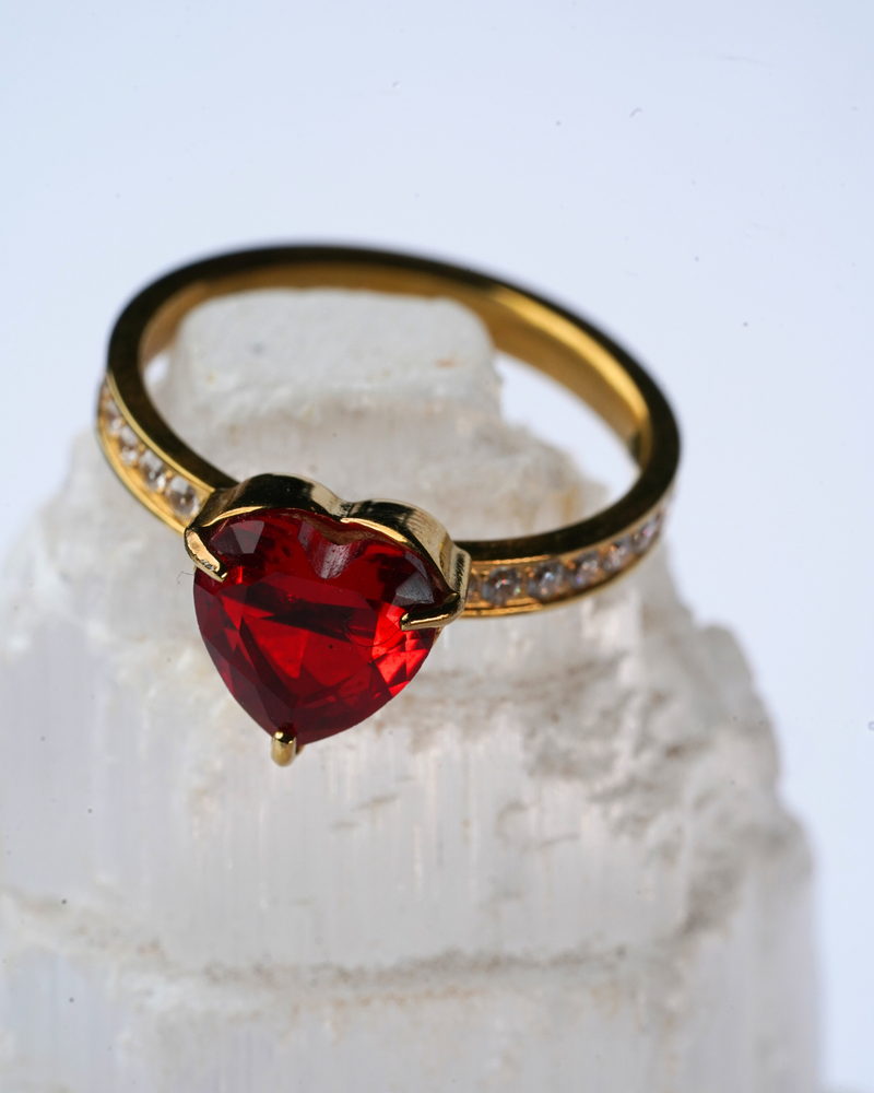 Red Heart Ring - Gold